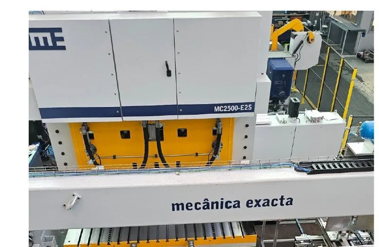 MC — Double-crank monobloc press
